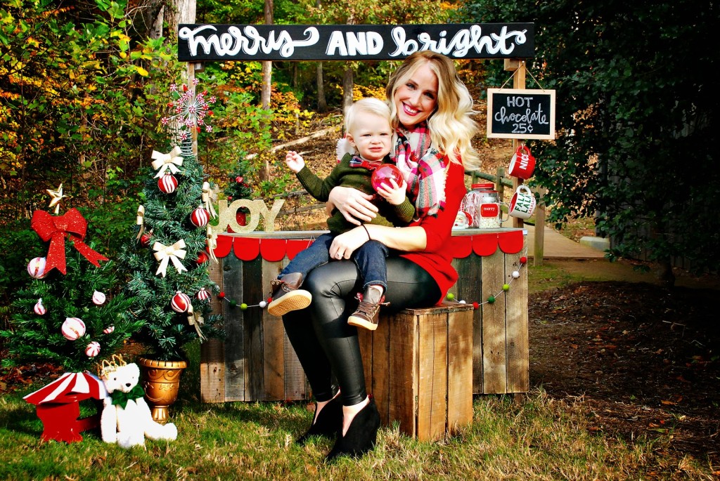 Family Christmas Pictures by Atlanta mom blogger Happily Hughes