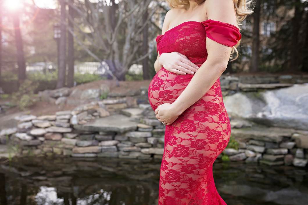 Maternity Photo with Sew Trendy Accessories and Amanda Nicole Photography