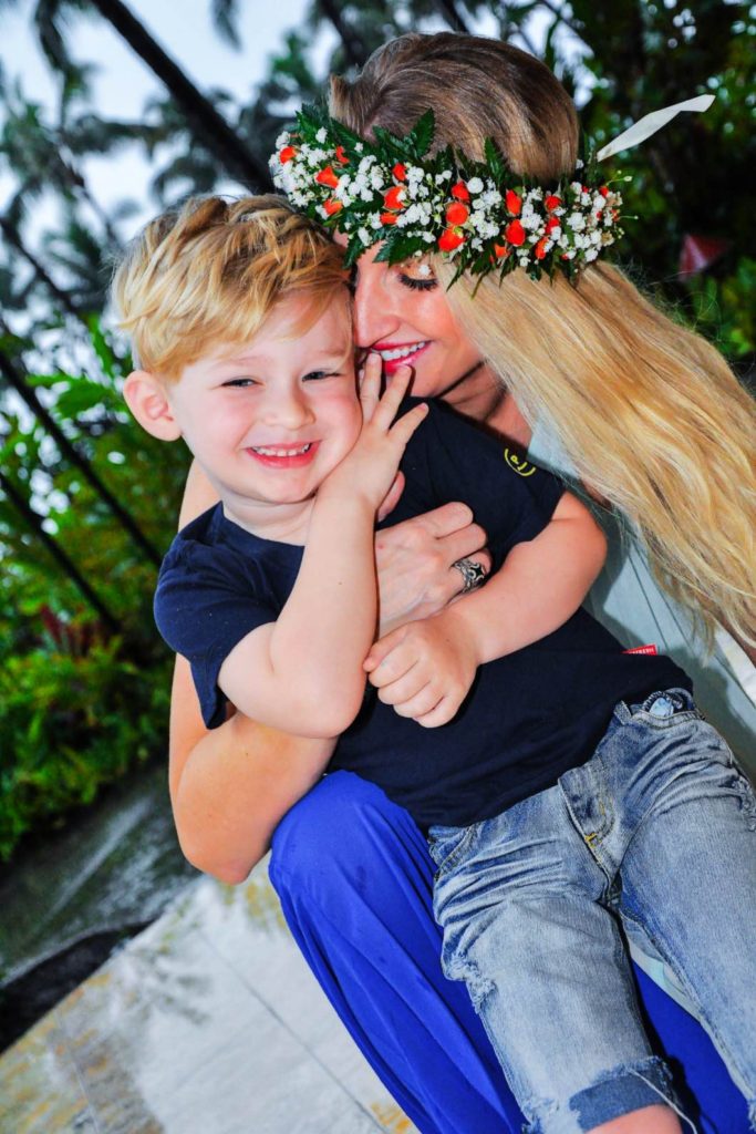 mother and son photo ideas