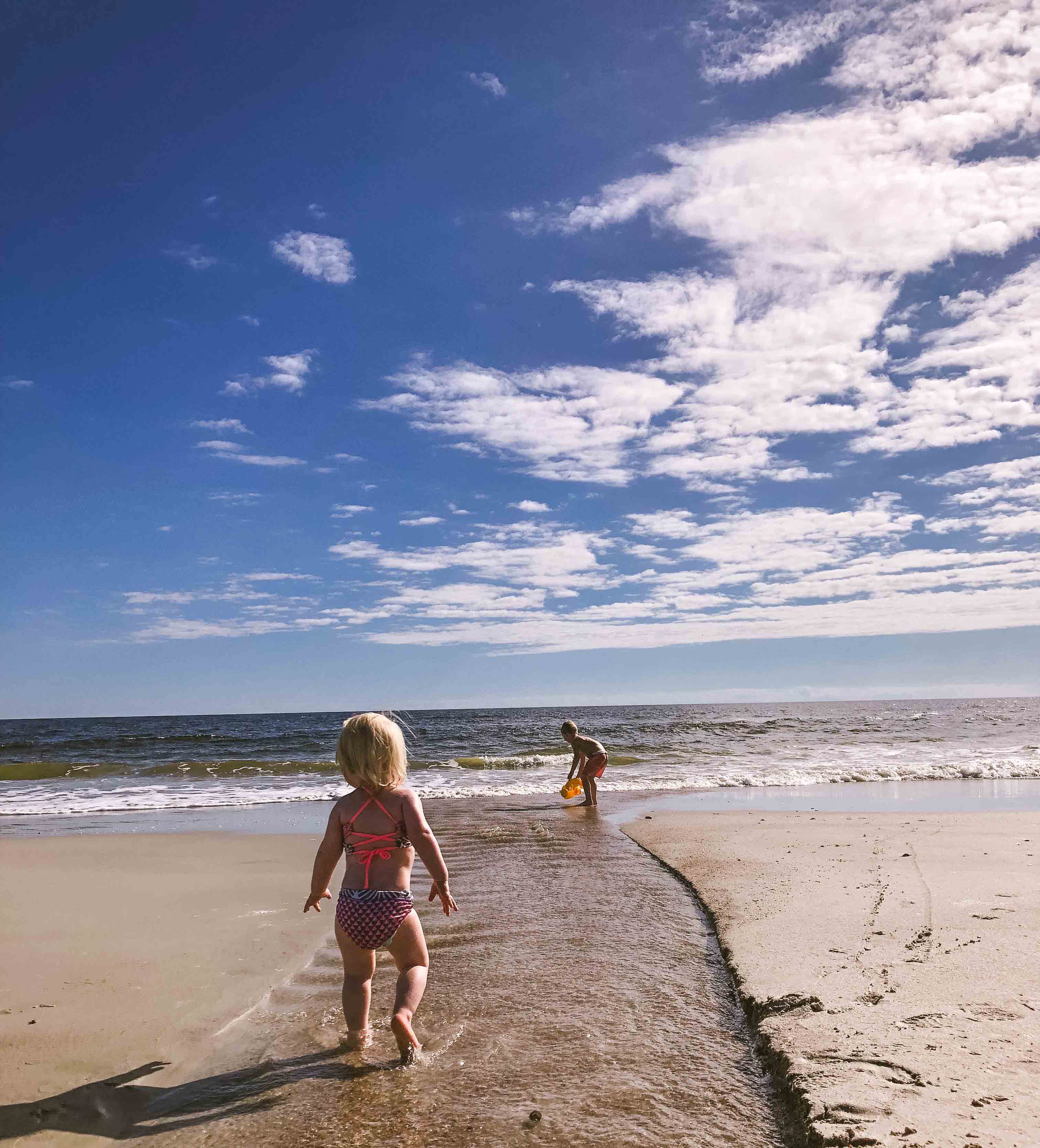 Amelia Island Wellness Fest and Other Holiday Fun by Atlanta fitness blogger Happily Hughes