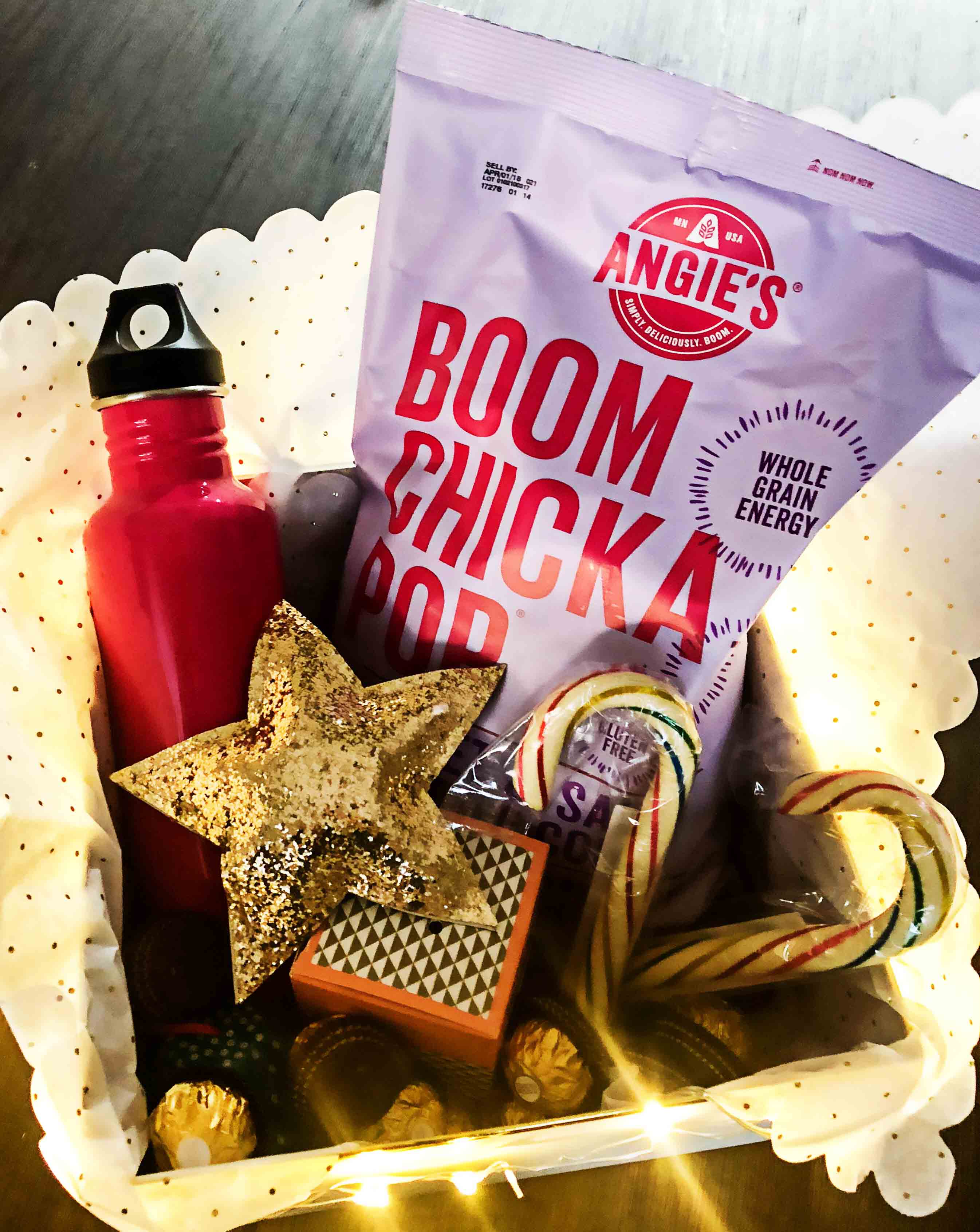 Holiday Hostess/Teacher Gift Ideas by Atlanta mom blogger Happily Hughes