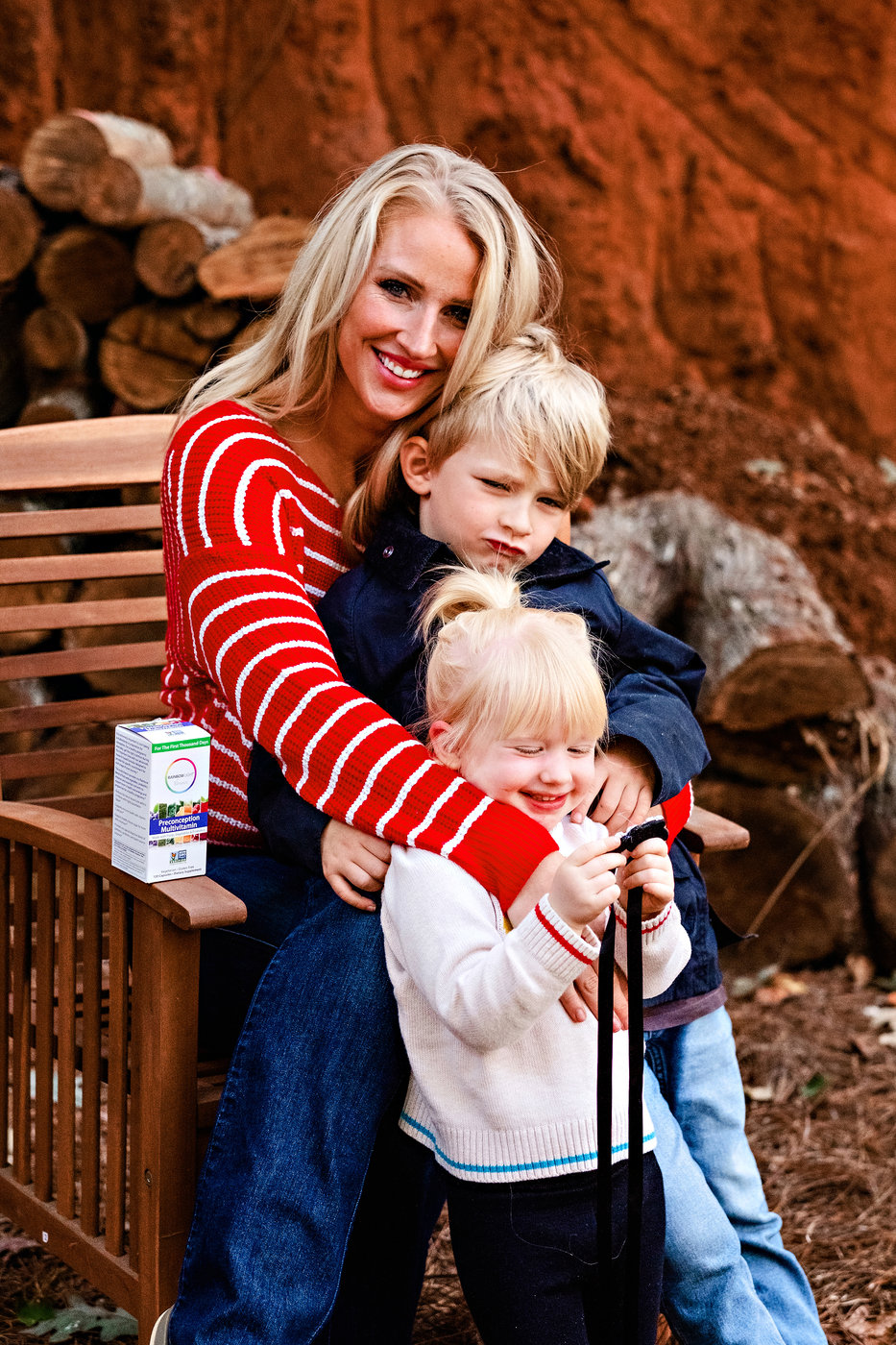 Looking for the perfect nutrition for natal care? Popular Atlanta Blogger Happily Hughes is sharing her go to nutrition for natal care. See it here!