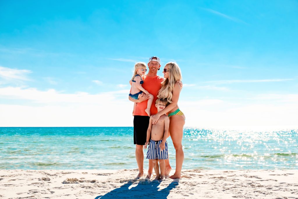 Looking for the perfect family vacation around atlanta? Popular Atlanta Blogger Happily Hughes is sharing her favorite family vacation around atlanta here!