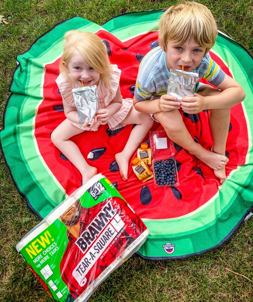 Heading to a picnic with the kids this summer? Popular Atlanta Blogger Happily Hughes is sharing her best picnic tips with kids here!