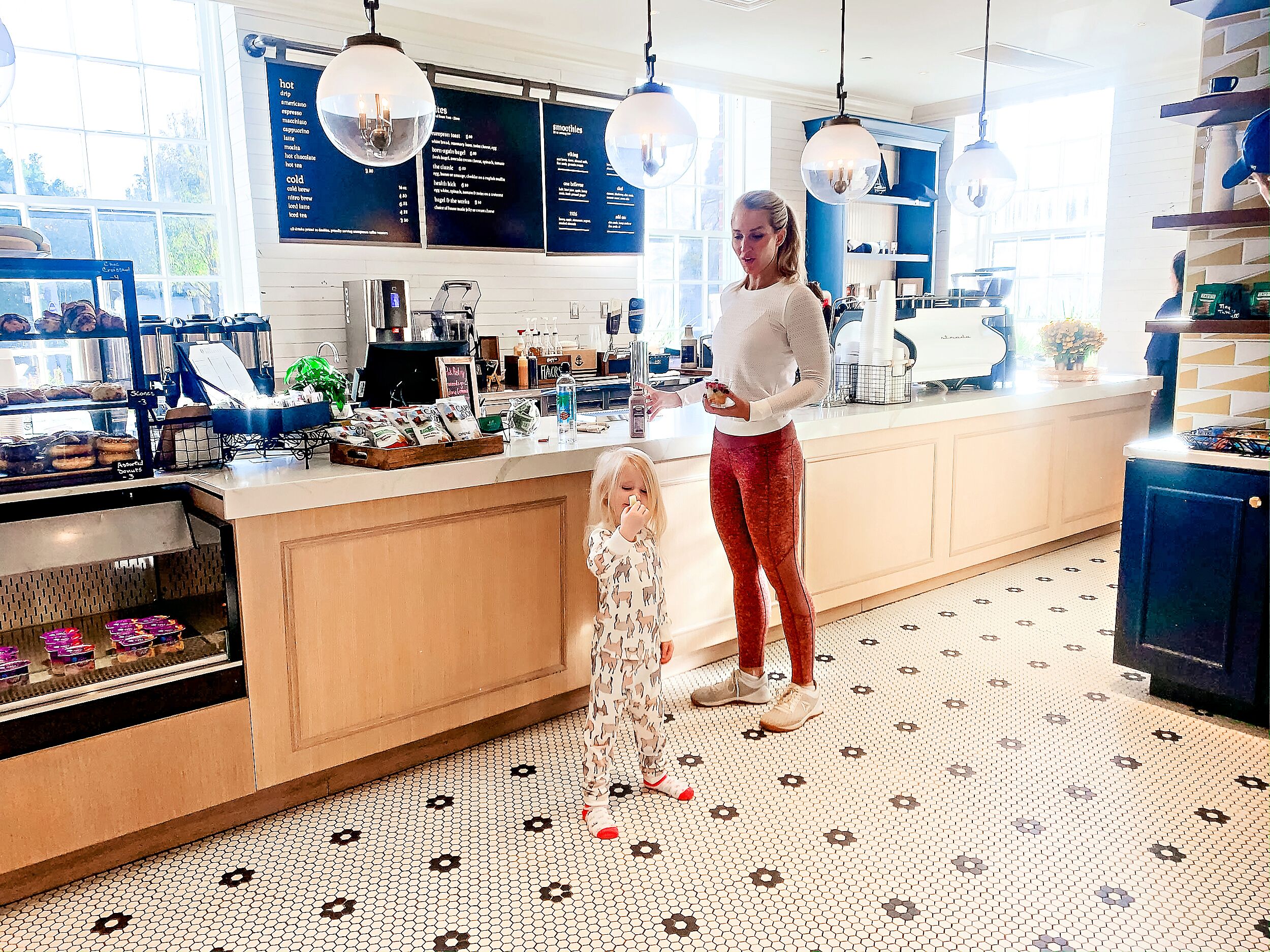 Heading to Newport Rhode Island soon with your family? Popular Atlanta Blogger Happily Hughes is sharing what to see, eat and do with this Newport Rhode Island Family Travel Guide here!